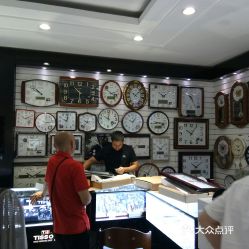 臨平鐘表店 匠心傳承，精準(zhǔn)時光的銷售藝術(shù)